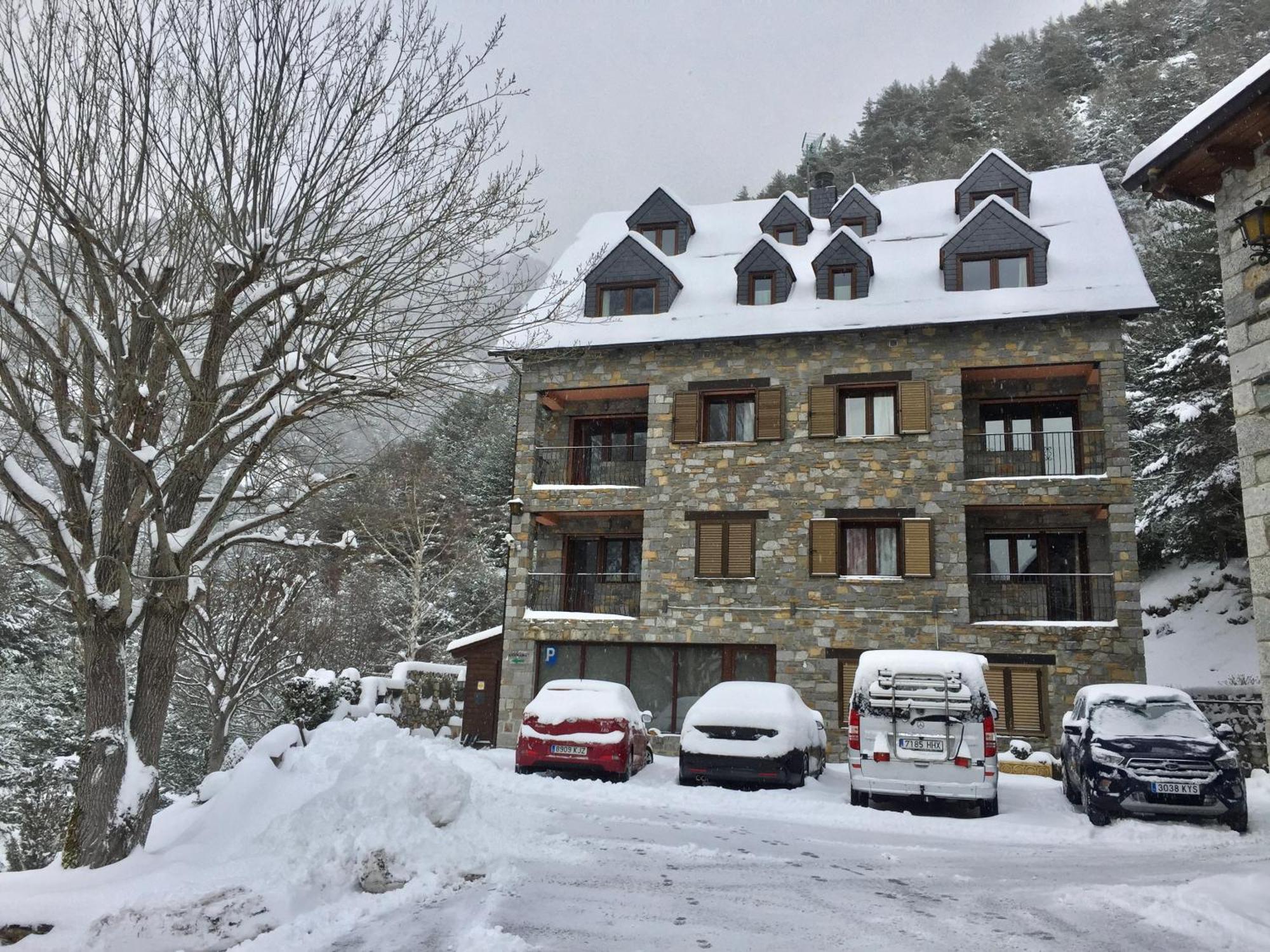 Apartaments La Peguera Bohí Zewnętrze zdjęcie